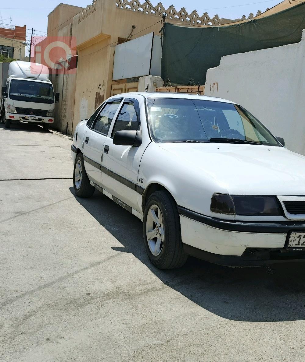 اوبل فيكترا
